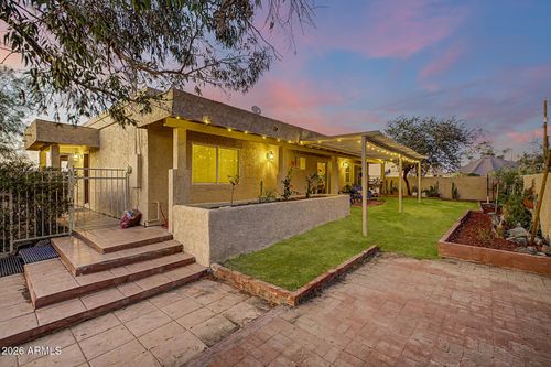 2324 W Sunrise Dr, Phoenix, AZ, 85041-9601 | Card Image
