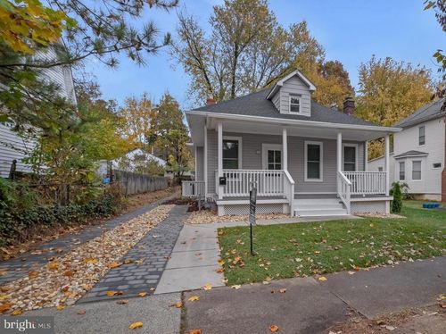 3002 Bunker Hill Rd, MOUNT RAINIER, MD, 20712-1812 | Card Image