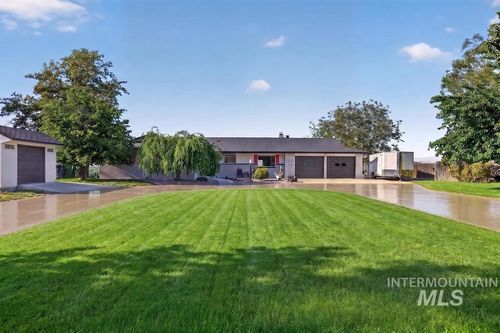 4230 E Chinden Blvd, Eagle, ID, 83616-6483 | Card Image