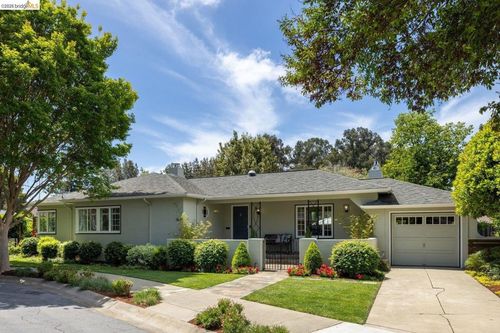 965 Ramona Way, San Leandro, CA, 94577-3726 | Card Image