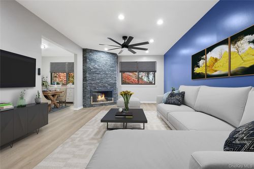 42 Timber Rdg, Mount Kisco, NY, 10549-3623 | Card Image