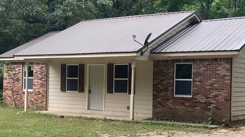 165 Cedar Grove Ln, Bolivar, TN, 38008-3865 | Card Image
