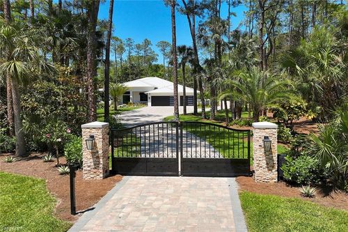 5301 Tamarind Ridge Dr, NAPLES, FL, 34119-2835 | Card Image