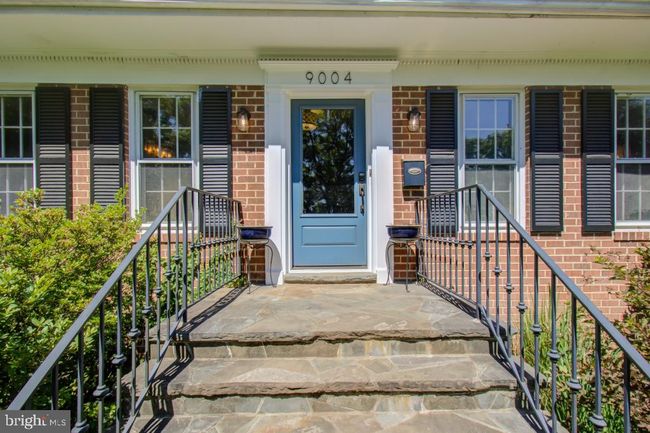 9004 Levelle Dr, House other with 5 bedrooms, 3 bathrooms and null parking in CHEVY CHASE MD | Image 5
