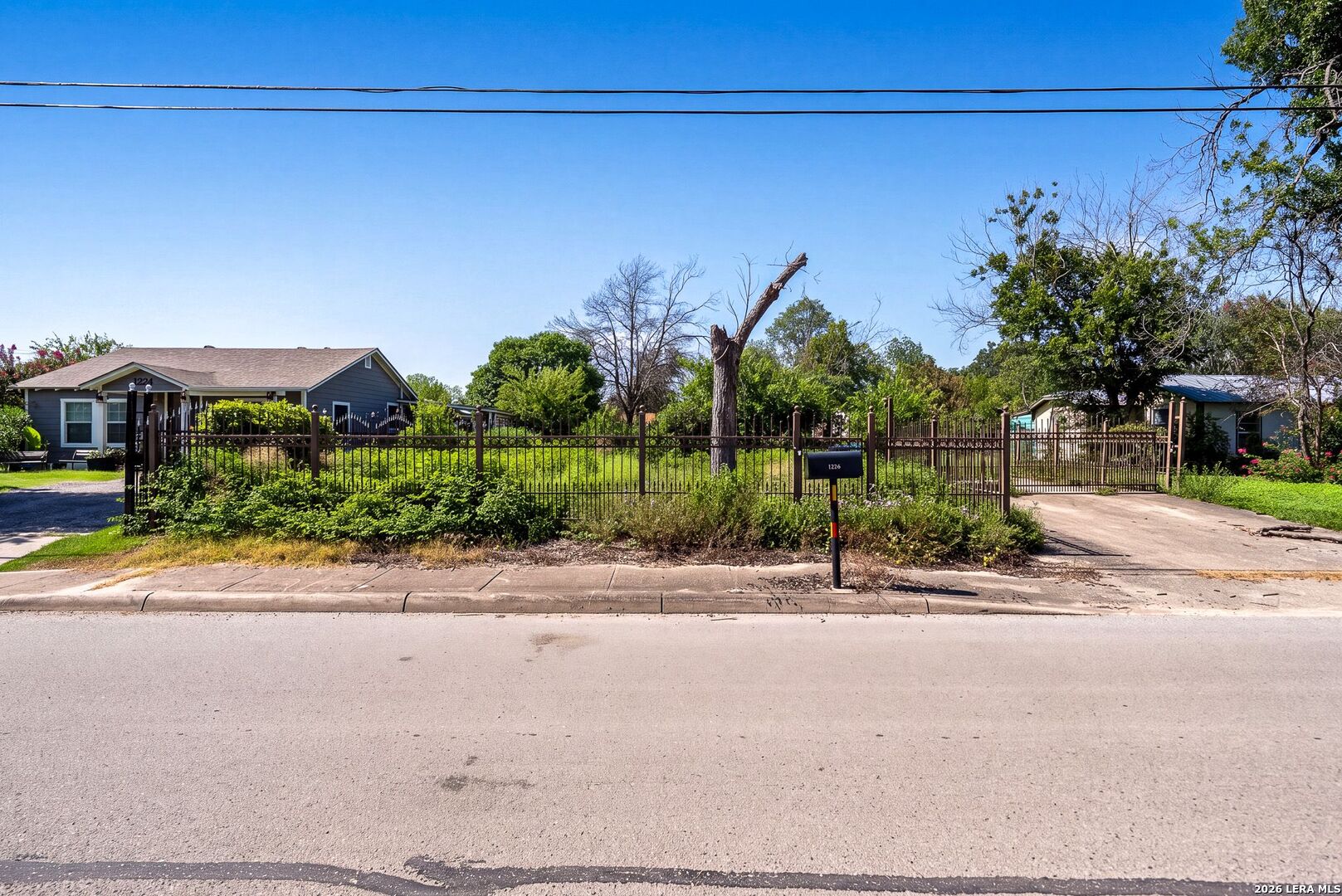 Land in San Antonio