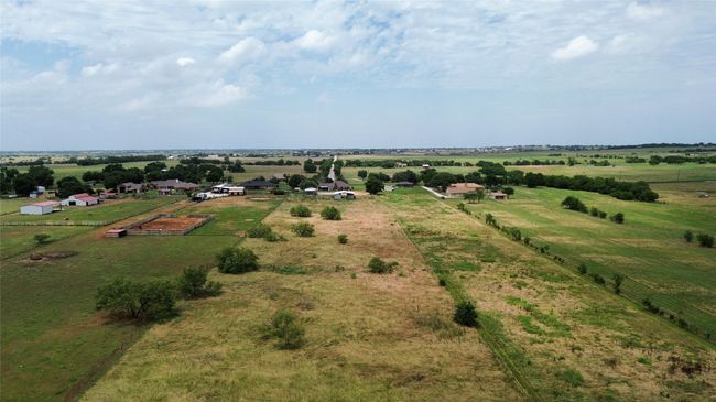 6813 Gregg Rd, House other with 3 bedrooms, 2 bathrooms and null parking in Krum TX | Image 28