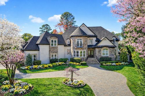 6701 Foxfire Pl, Raleigh, NC, 27615-7011 | Card Image