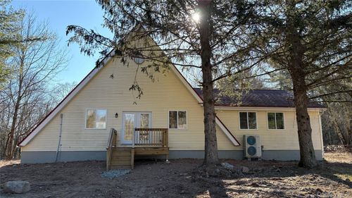 107 Pinewood Rd, Cochecton, NY, 12726-5432 | Card Image