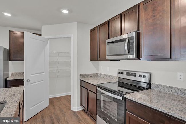 110 Hemphill St, House other with 4 bedrooms, 2 bathrooms and null parking in STEPHENS CITY VA | Image 9