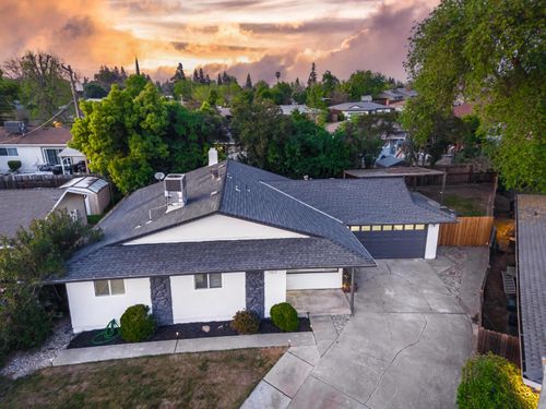 1023 Azure Ct, Roseville, CA, 95678-4038 | Card Image