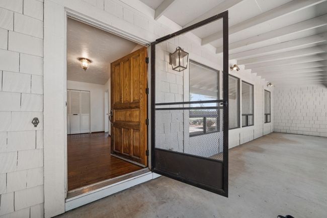 Front Entry | Image 7