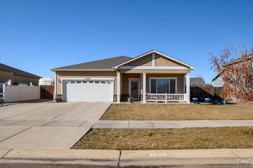 3319 Fox Den Ct, Pueblo, CO, 81005-4036 | Card Image