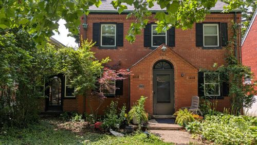 2214 W North Bend Rd, Cincinnati, OH, 45239-6860 | Card Image