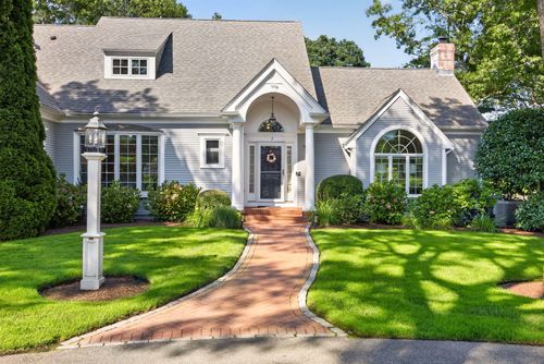 7 Ground Cover Ln, Sandwich, MA, 02563-3136 | Card Image