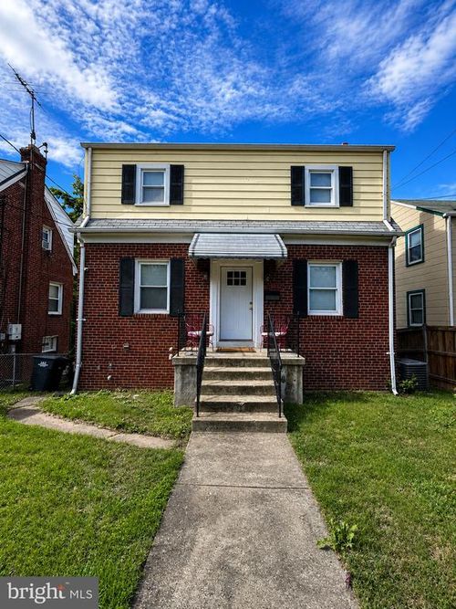 5032 Hanna Pl Se, WASHINGTON, DC, 20019-5818 | Card Image