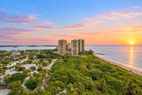 1751-3800 N Ocean Dr, Riviera Beach, FL, 33404-2896 | Card Image