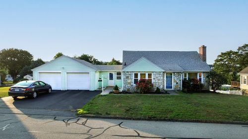 183 Orient St, Worcester, MA, 01604-2952 | Card Image