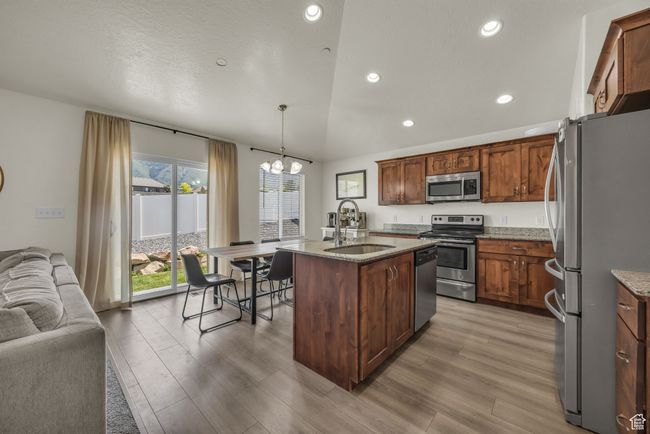 1226 N Horizon View Loop, House other with 5 bedrooms, 3 bathrooms and 4 parking in Elk Ridge UT | Image 8