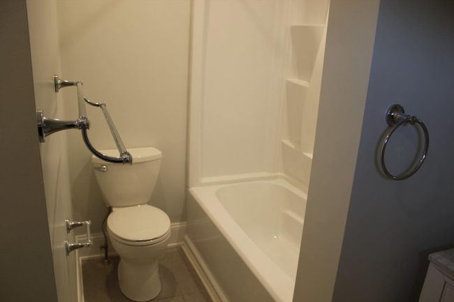 APT-3 - 31 Alpine Row, Condo with 1 bedrooms, 1 bathrooms and 1 parking in Franklin MA | Image 10