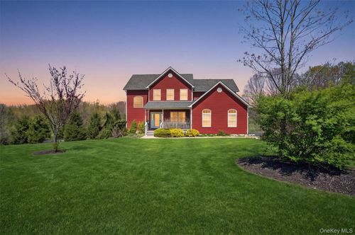 2 Primrose Ln, Chester, NY, 10918-4031 | Card Image