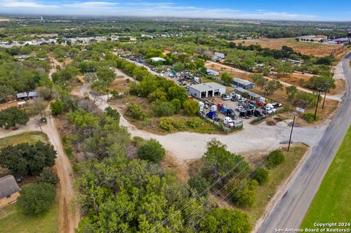 16825 Interstate 35 S, Atascosa, TX, 78002-5579 | Card Image
