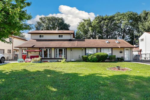 4039 W 90th Pl, Hometown, IL, 60456-1207 | Card Image