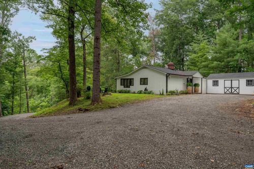 136 Wolftown Hood Rd, Hood, VA, 22723-2308 | Card Image