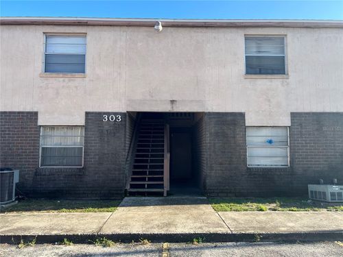 59-303 E Wellington Ct, TAMPA, FL, 33604-1521 | Card Image
