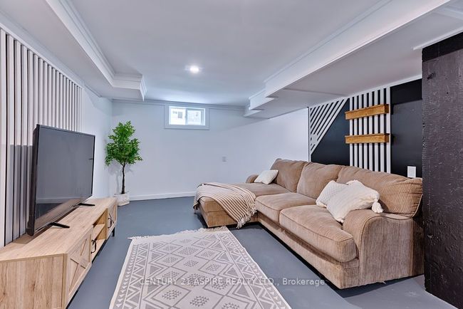 43 Glendale Ave, House other with 3 bedrooms, 2 bathrooms and 2 parking in Deep River ON | Image 28