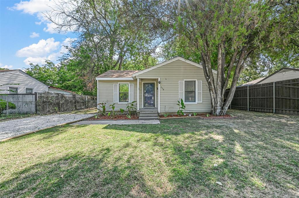 Gardiner St, Arlington, TX 76012