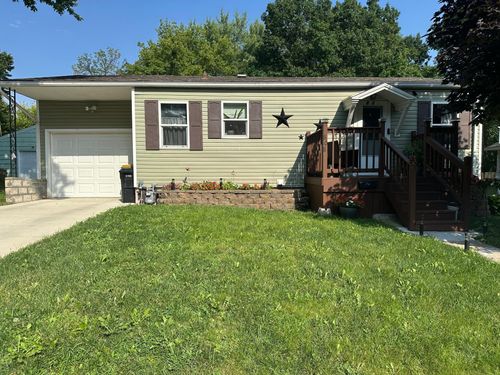 808 Columbus Ave, Albert Lea, MN, 56007-3709 | Card Image