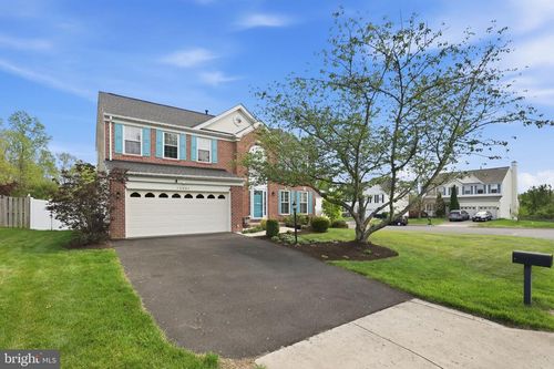 15501 Ambergate Dr, WOODBRIDGE, VA, 22193-5749 | Card Image