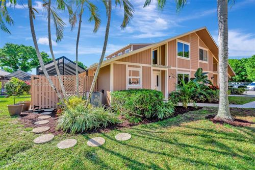 141 Maplecrest Cir, Jupiter, FL, 33458-7806 | Card Image