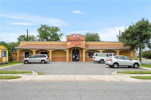 806 S 16 1/2 Street, McAllen, TX, 78501 | Card Image