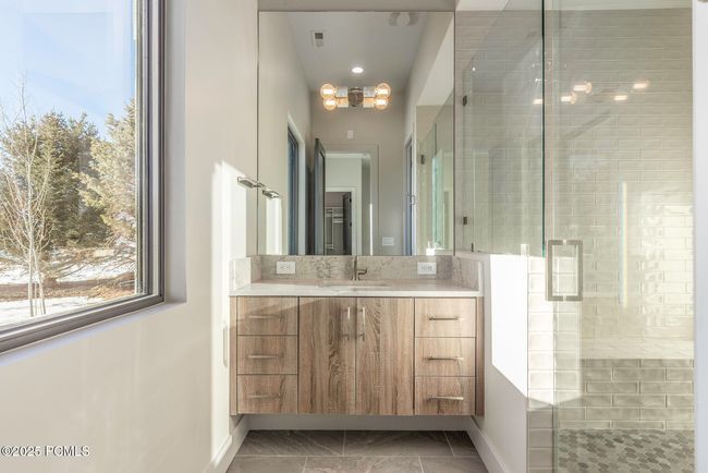 1817 W Skyridge Dr, Home with 5 bedrooms, 6 bathrooms and null parking in Mayflower Mnt UT | Image 37