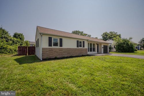 1 Glendale Blvd, NEWARK, DE, 19702-5123 | Card Image