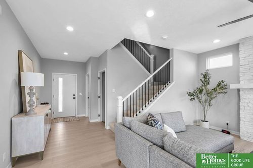 17105 Cora St, Bennington, NE, 68007-5077 | Card Image