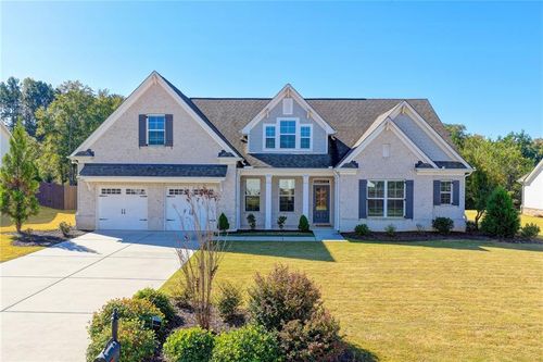 840 Champagne Ln, Hoschton, GA, 30548-3755 | Card Image