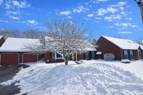 32-32 Cortland Circle, Bangor, ME, 04401 | Card Image