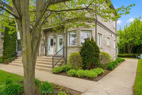 106-6045 Dunn St, Niagara Falls, ON, L2G2P2 | Card Image