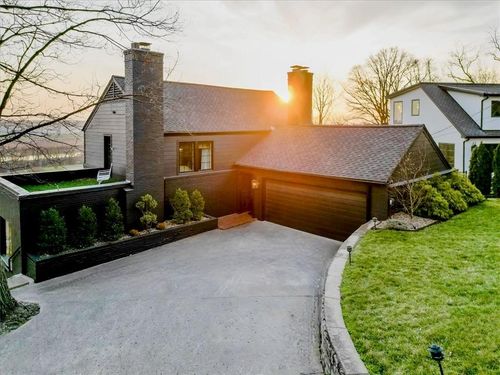 3718 N Briarcliff Rd, Kansas City, MO, 64116-1741 | Card Image