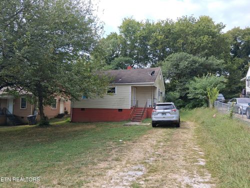 921 Wilder Pl, Knoxville, TN, 37915-1925 | Card Image