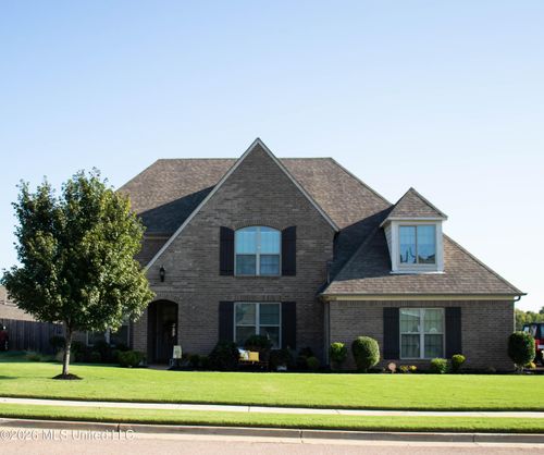 8418 Laura Lennon Pass Dr, Olive Branch, MS, 38654-2349 | Card Image