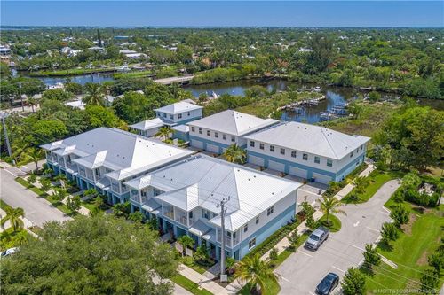 4701 Se Manatee Ter, Stuart, FL, 34997-6996 | Card Image