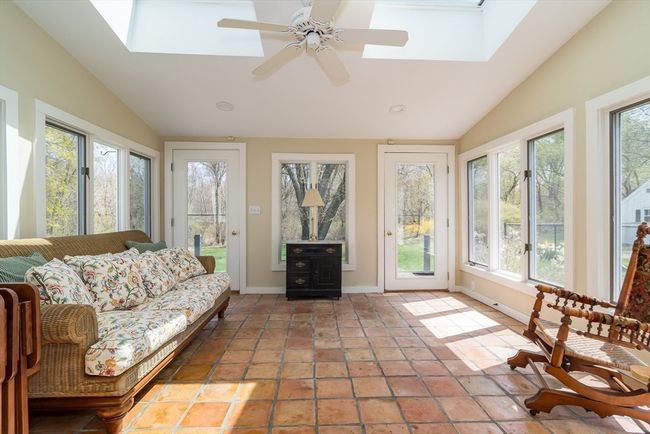 431 Clapboardtree St, House other with 4 bedrooms, 3 bathrooms and 6 parking in Westwood MA | Image 14