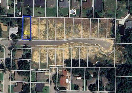 2413 Miller St, Denison, TX, 75020-3641 | Card Image