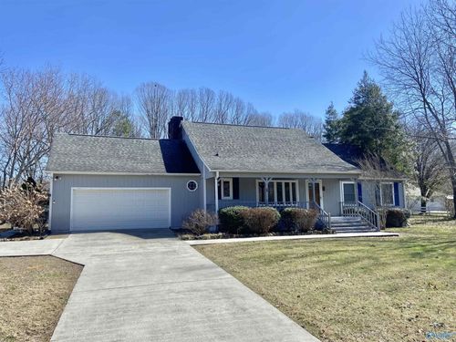 165 Cobb Ln, Toney, AL, 35773-9545 | Card Image