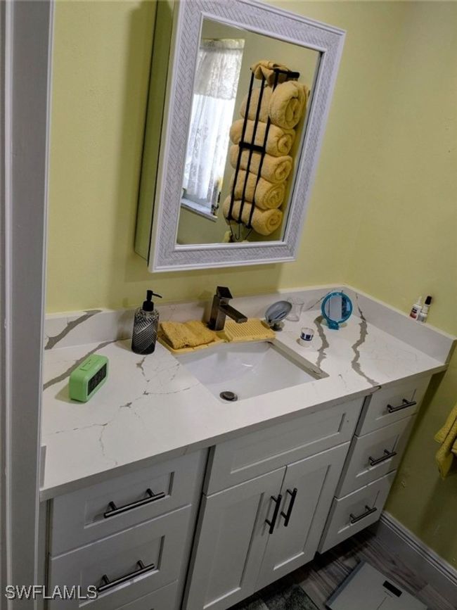 Bathroom with vanity | Image 23