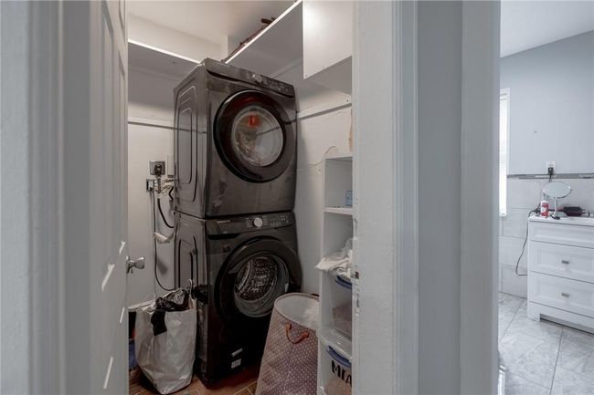 Private Laundry | Image 8