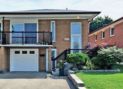 3631 Molly Ave, Mississauga, ON, L5A3G5 | Card Image
